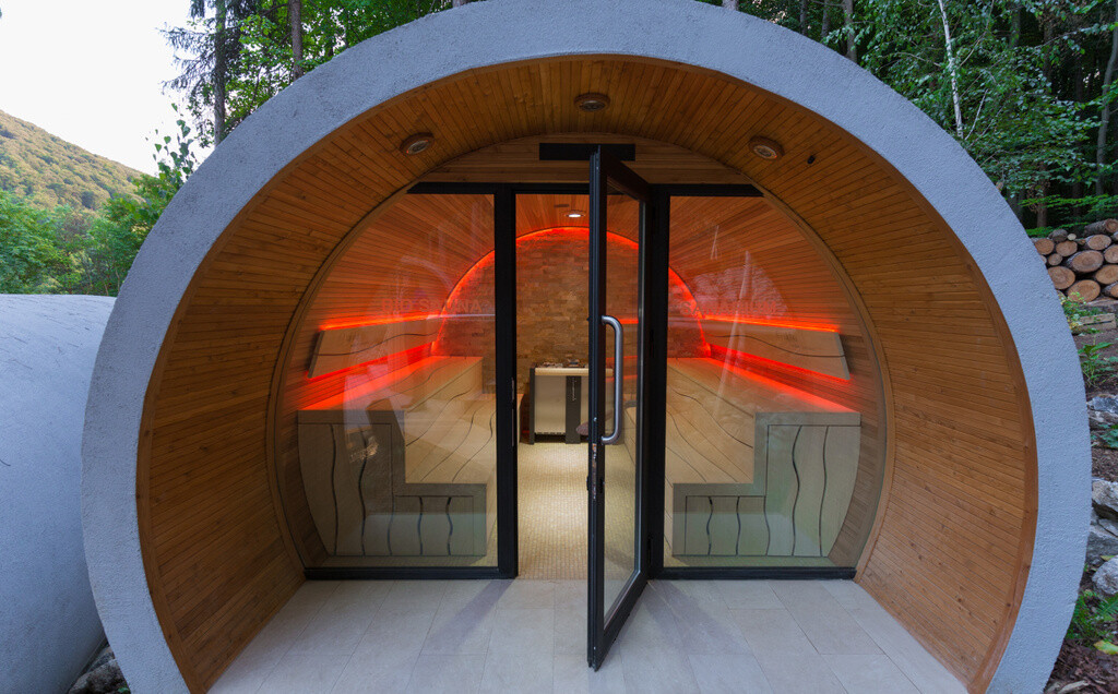 Eclipse XL Outdoor Sauna of Bio Sauna 480cm