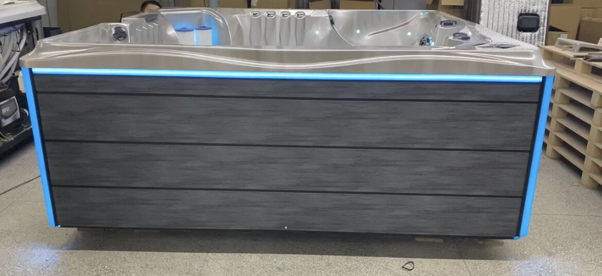 IDEALe Spas PRESTIGE SEVILLA 230x230x92cm 123jets 5pompen