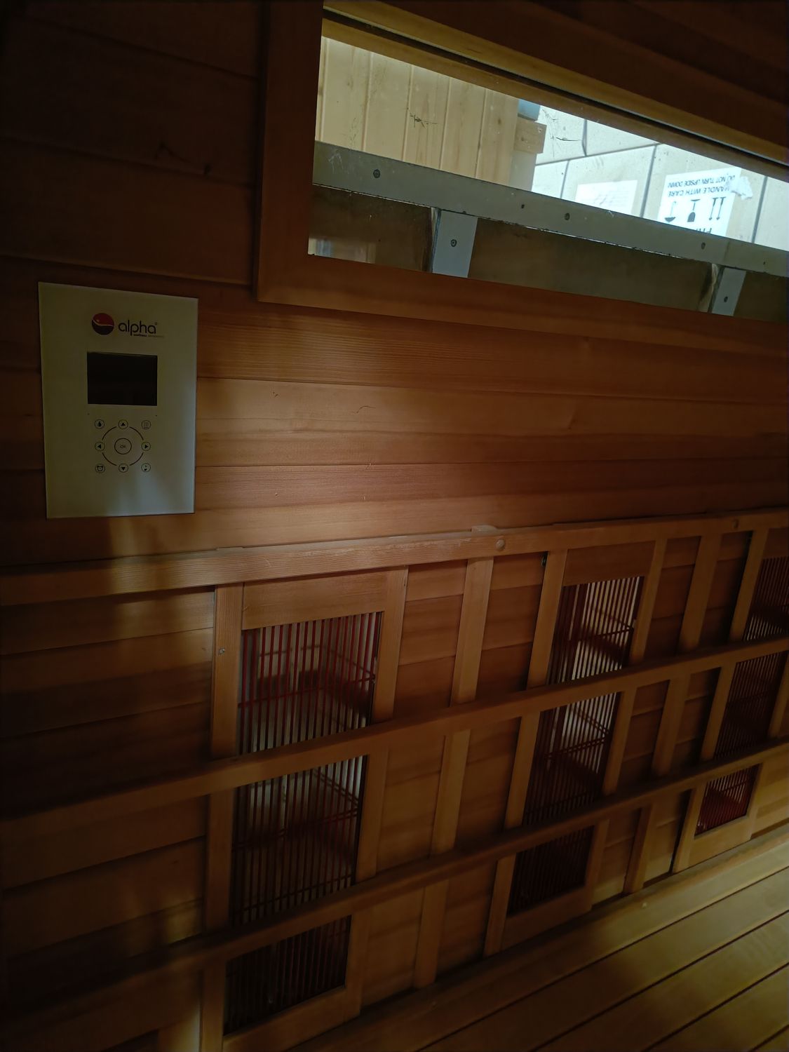 Sauna's en infraroodcabines toonzaalmodellen, reeds opgebouwd aan verlaagde prijs, diverse modellen!!!