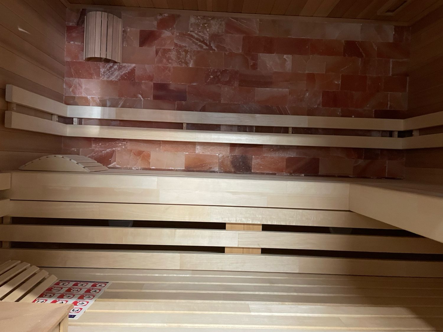 Sauna's en infraroodcabines toonzaalmodellen, reeds opgebouwd aan verlaagde prijs, diverse modellen!!!