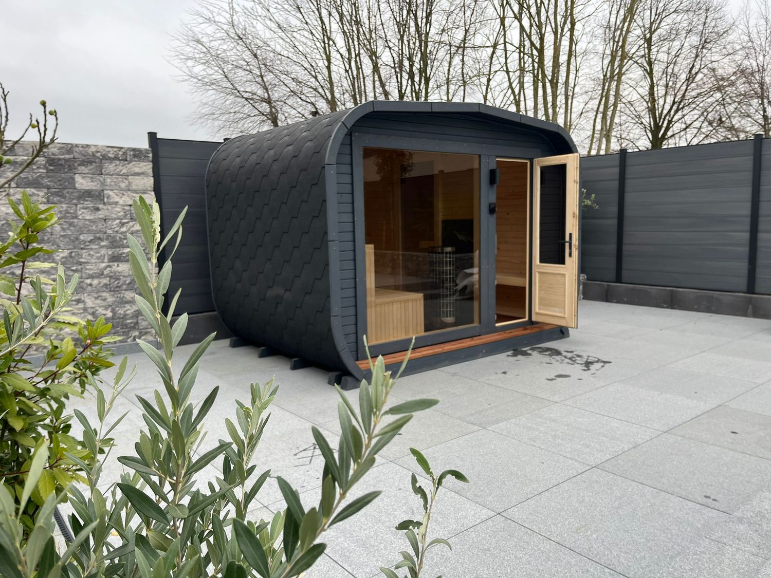 ULCOSAUNA Outdoor met relax ruimte 340 of 400cm x H240 x D240cm