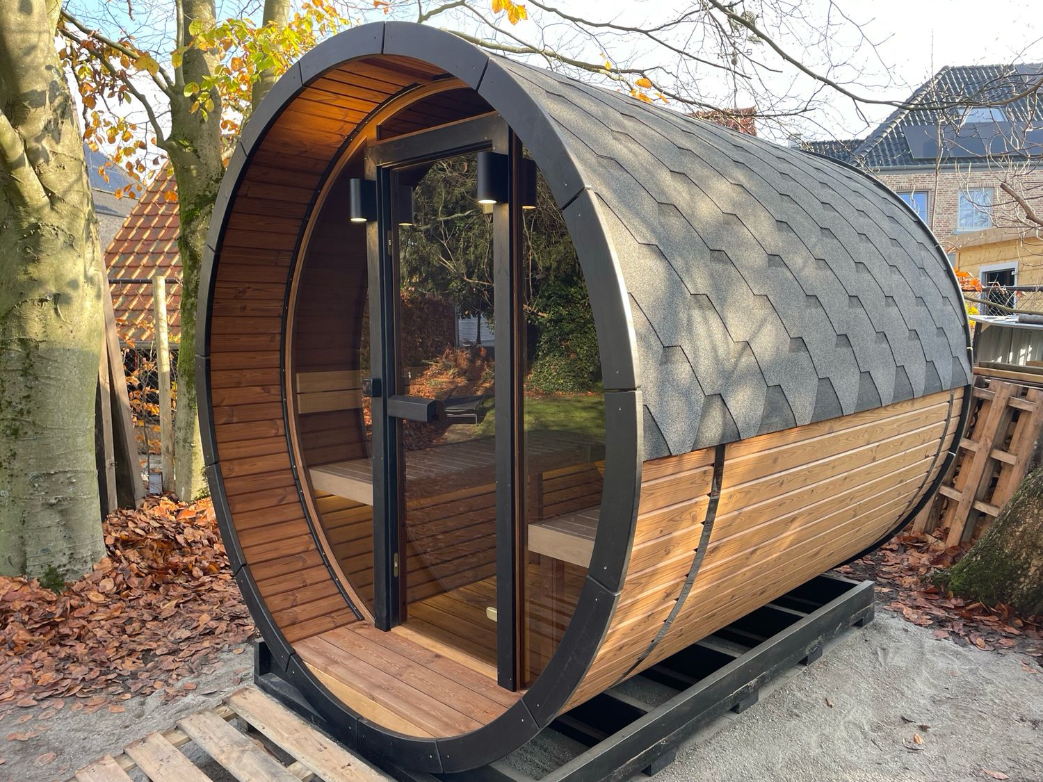 IDEALe BARREL Thermowood Sauna Outdoor met Terras ø235cm H=240cm