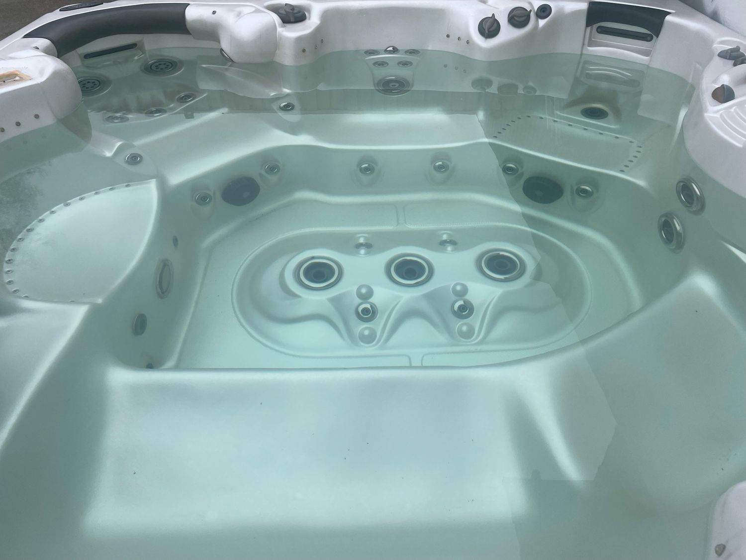 Vita Spas Rendez Vous 111jets 5 pompen 236 x 236cm 2e kans