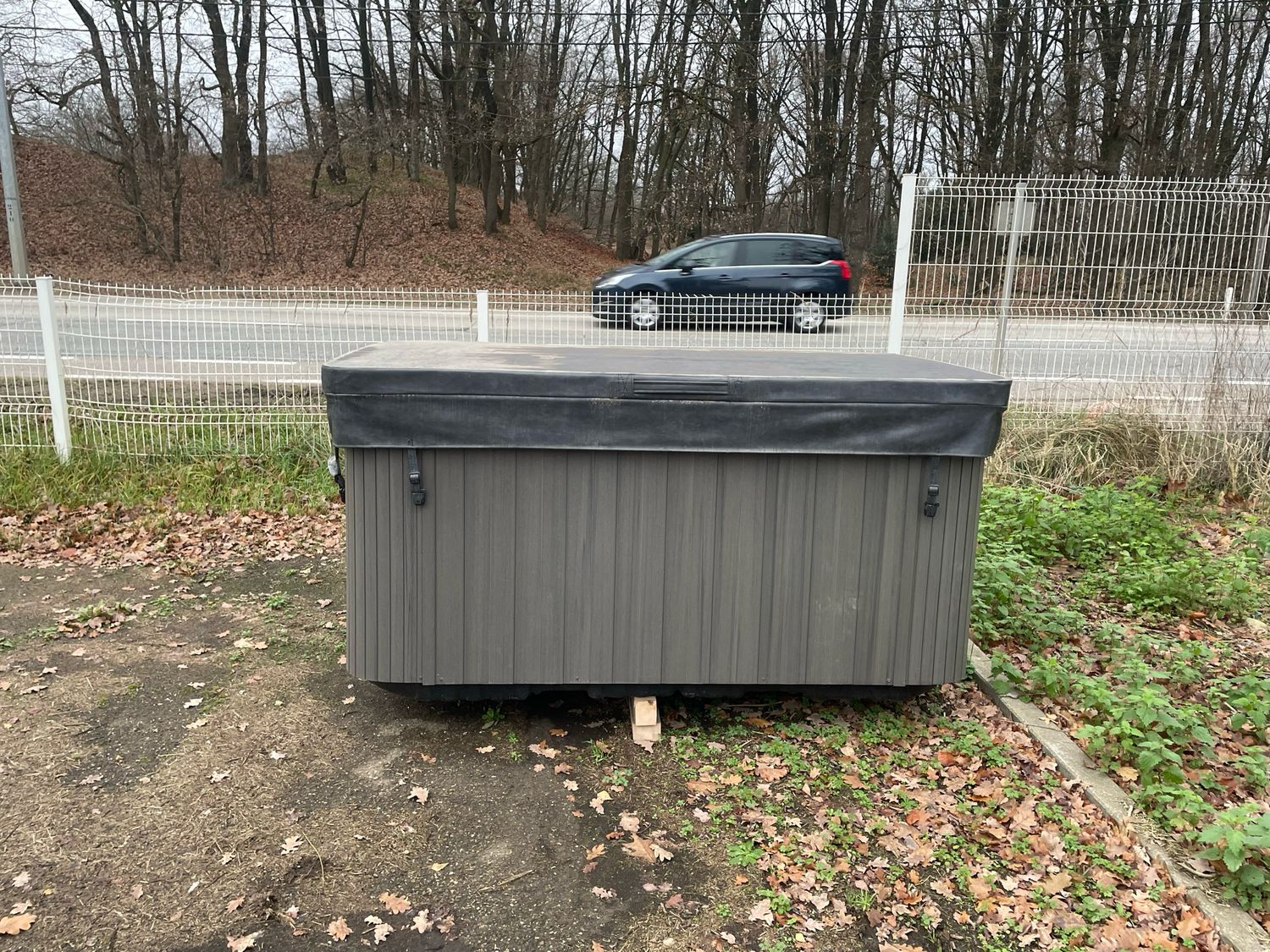 Sunbelt Spa 72 JETS 205x205cm 2e kans, jonge spa