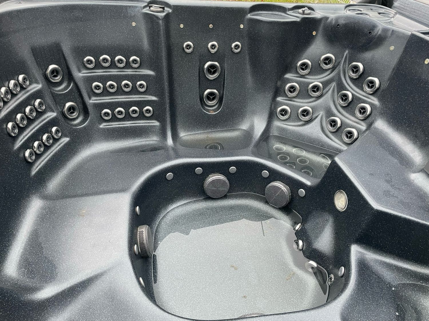 Sunbelt Spa 72 JETS 205x205cm 2e kans, jonge spa