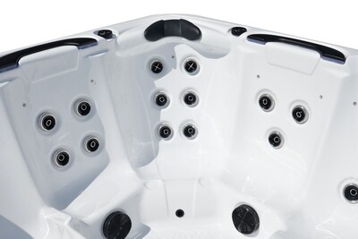 IDEALe Spas DeLuXe PRIDE60 POWER+ 200x200x90 56jets 3pompen