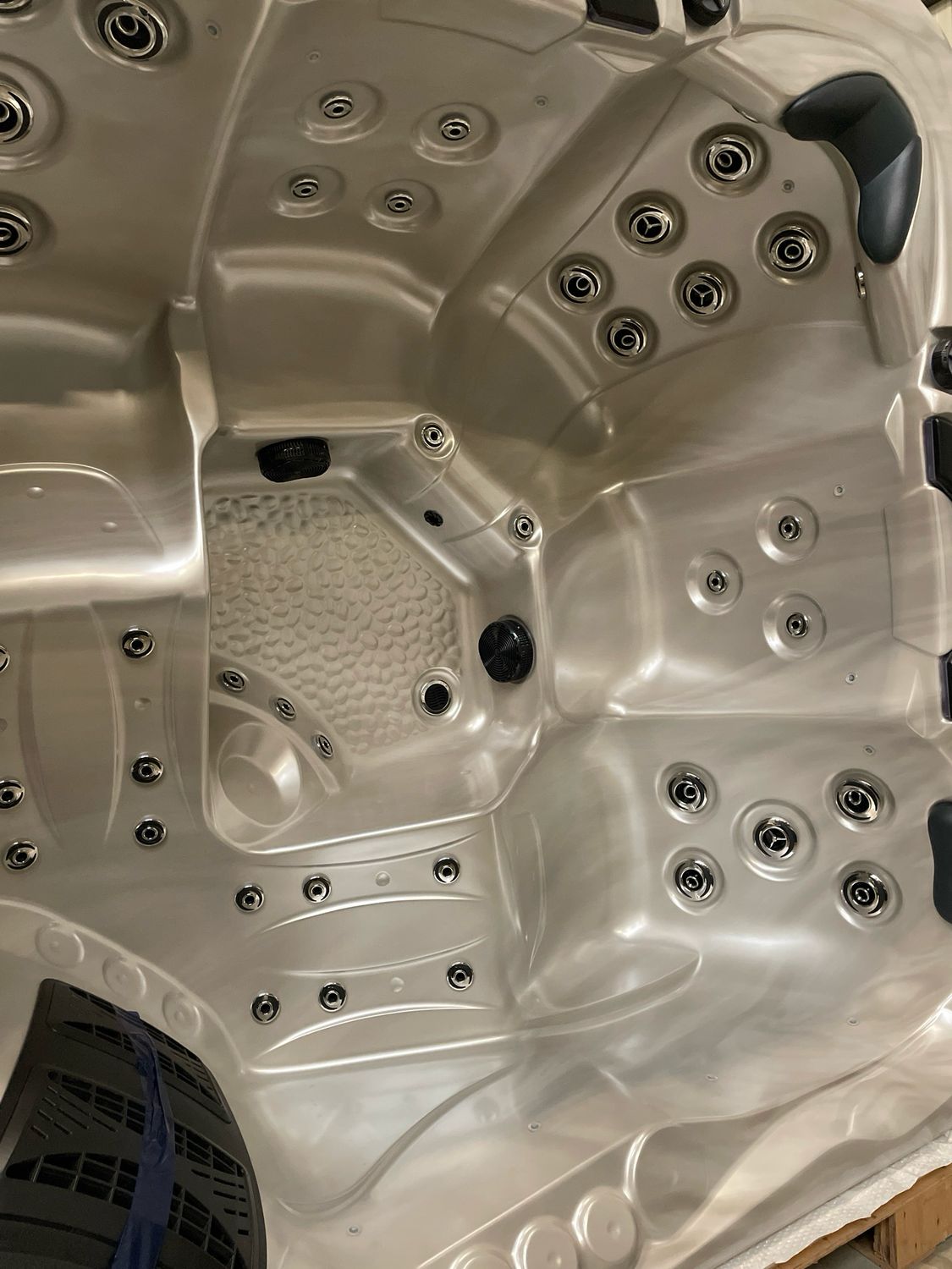 IDEALe Spas Plug &amp; Play PRIDE40 200x200x93 42jets