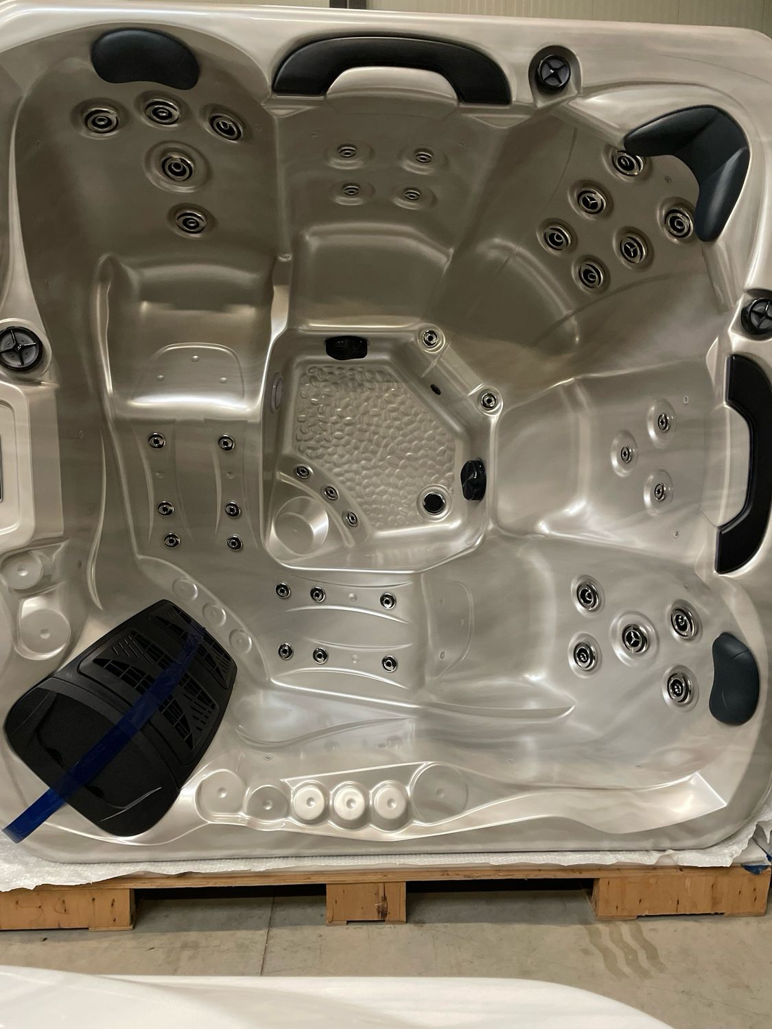 IDEALe Spas Plug &amp; Play PRIDE40 200x200x93 42jets