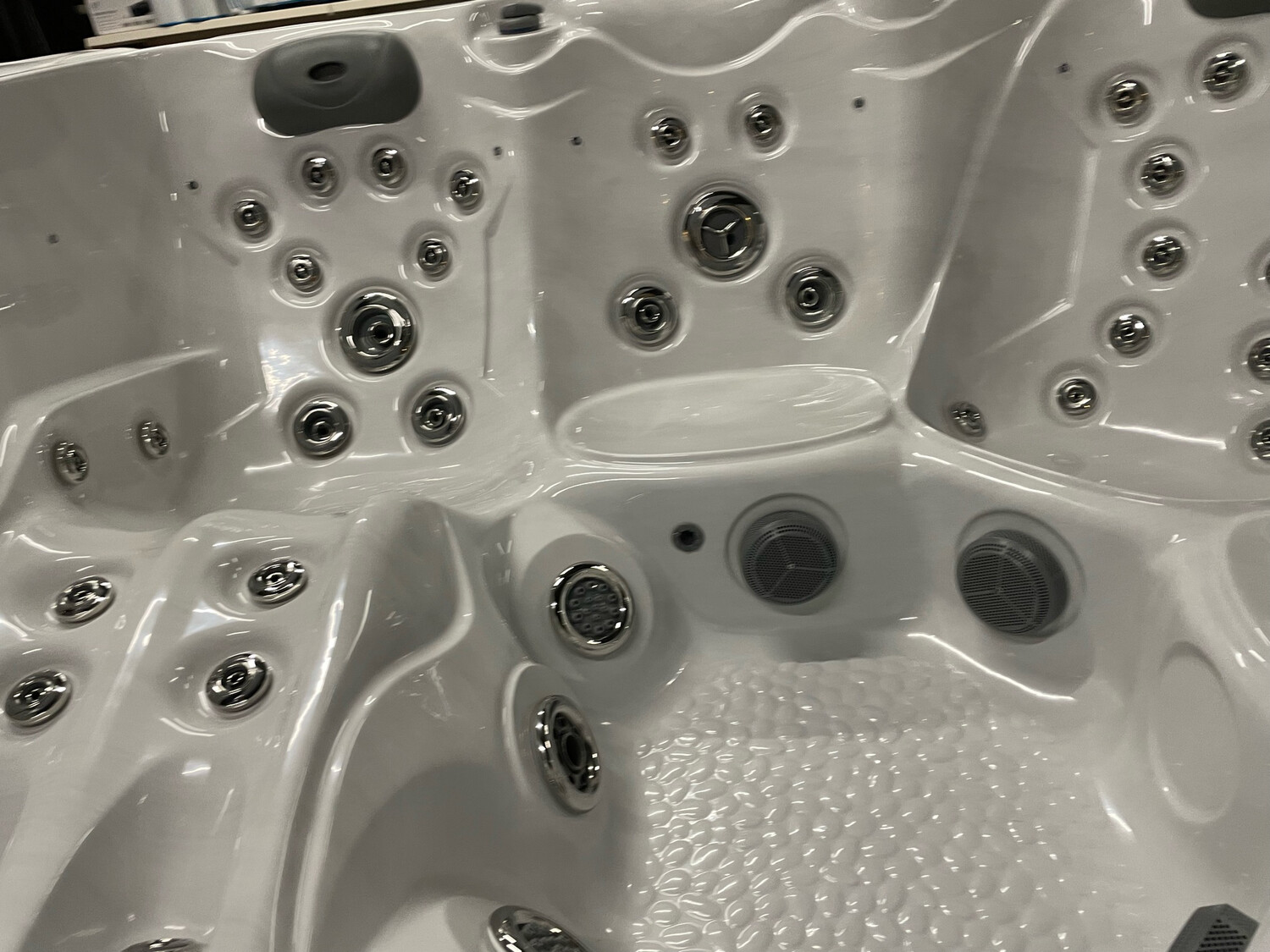 IDEALe Spas Diamant REGENT 220x220x95 62jets 3pompen