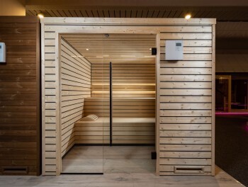 Be Well sauna 220 x 200