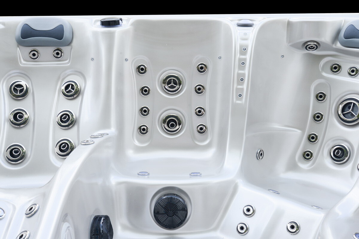 IDEALe Spas WAIKIKI BEACH BALBOA Limited Editie POWER+ 220x220x95cm 106jets 4 pompen IDEALe Spas WAIKIKI BEACH BALBOA Limited Editie POWER+ 220x220x95cm 106jets 4 pompen