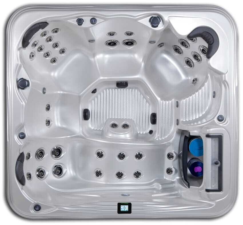 Island Spas Nevis 45jets Toonzaal model 213x198x87cm