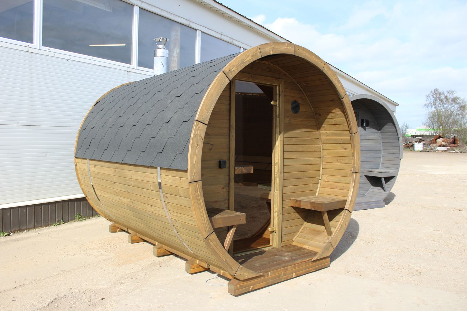 IDEALe BARREL Thermowood Sauna Outdoor met Terras ø235cm H=240cm