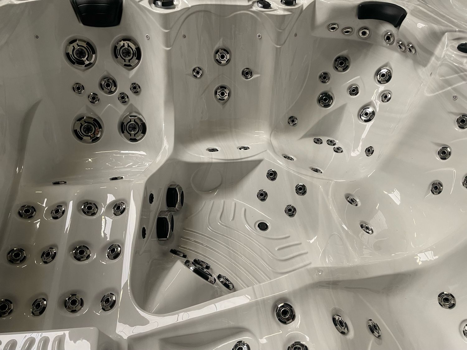 IDEALe Spas PRESTIGE DALLAS  220x220x86cm 95jets 3pompen