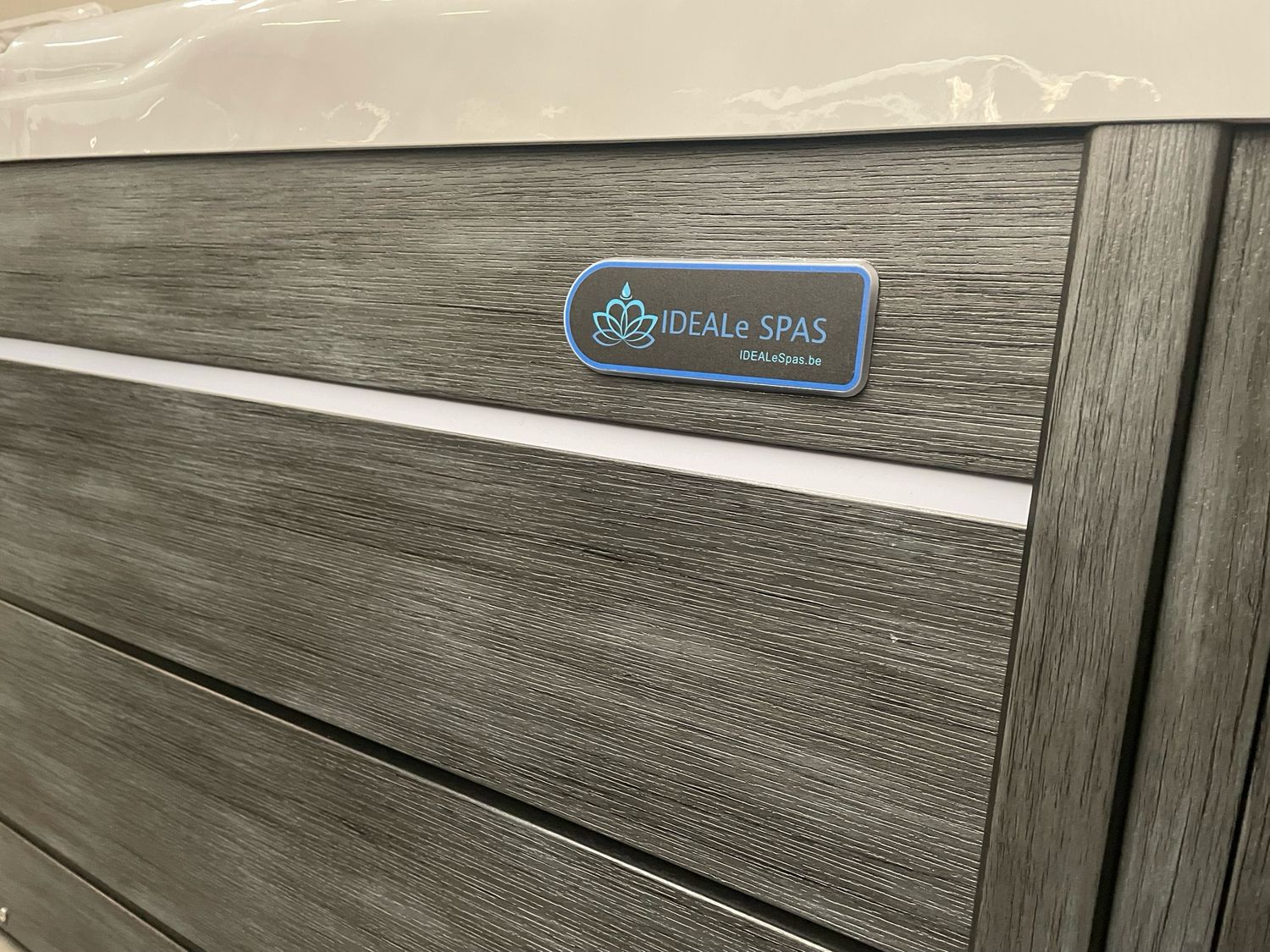 IDEALe Spas PRESTIGE DALLAS  220x220x86cm 95jets 3pompen