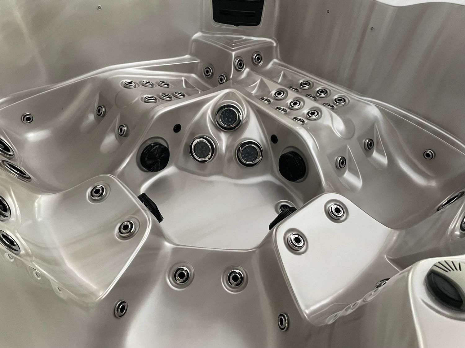 IDEALe Spas PRESTIGE LAS VEGAS Power+ 200x200x90cm 70jets 4pompen