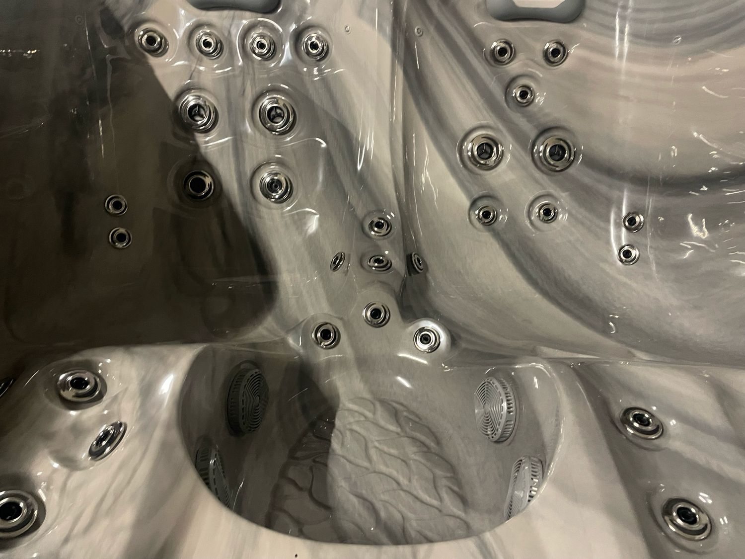 IDEALe Spas PRESTIGE BRUSSELS 216x156x83cm 62jets 3pompen