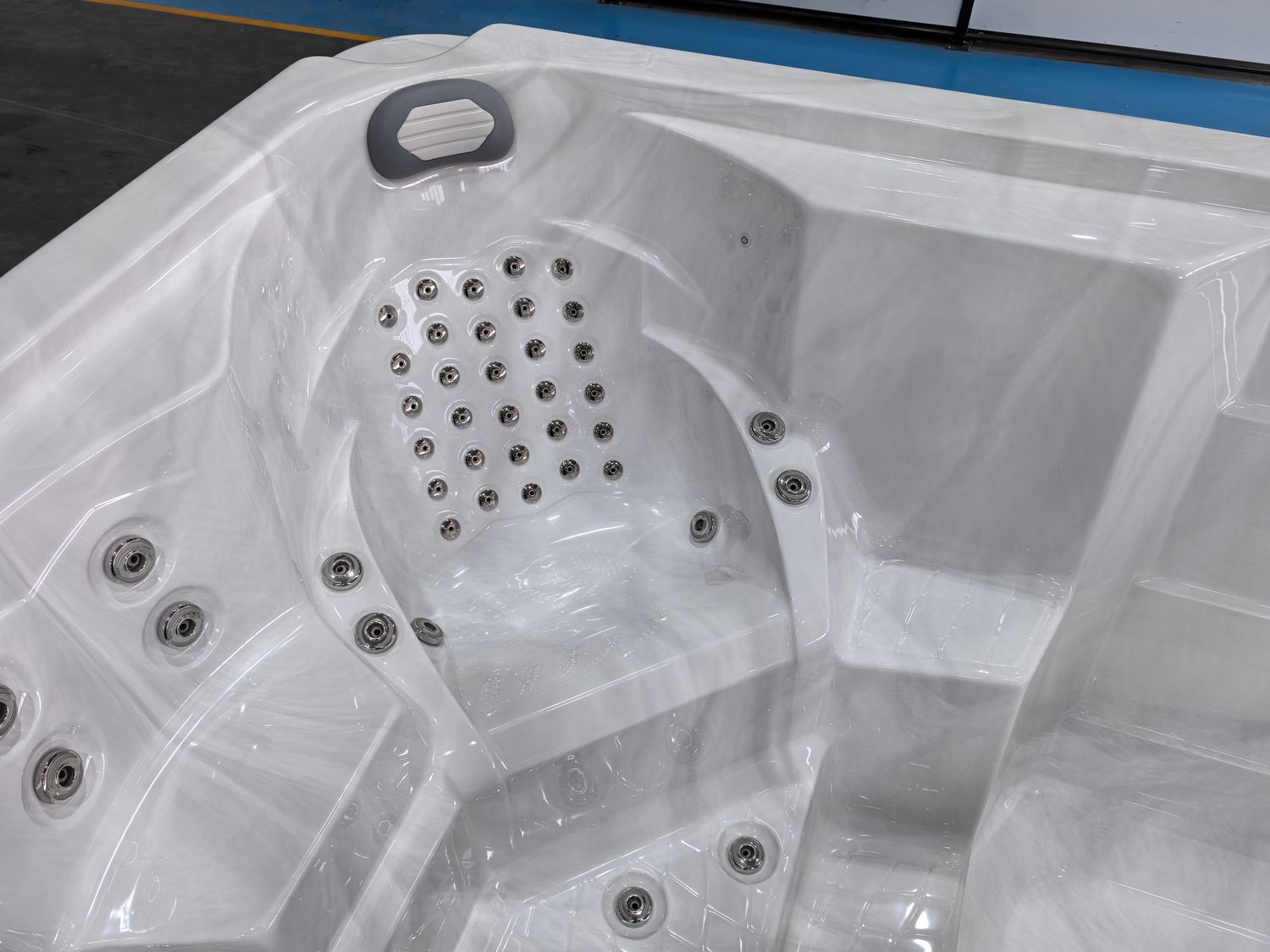 IDEALe SWIMSPA NICE 430cm H=155cm half inbouw of opbouw