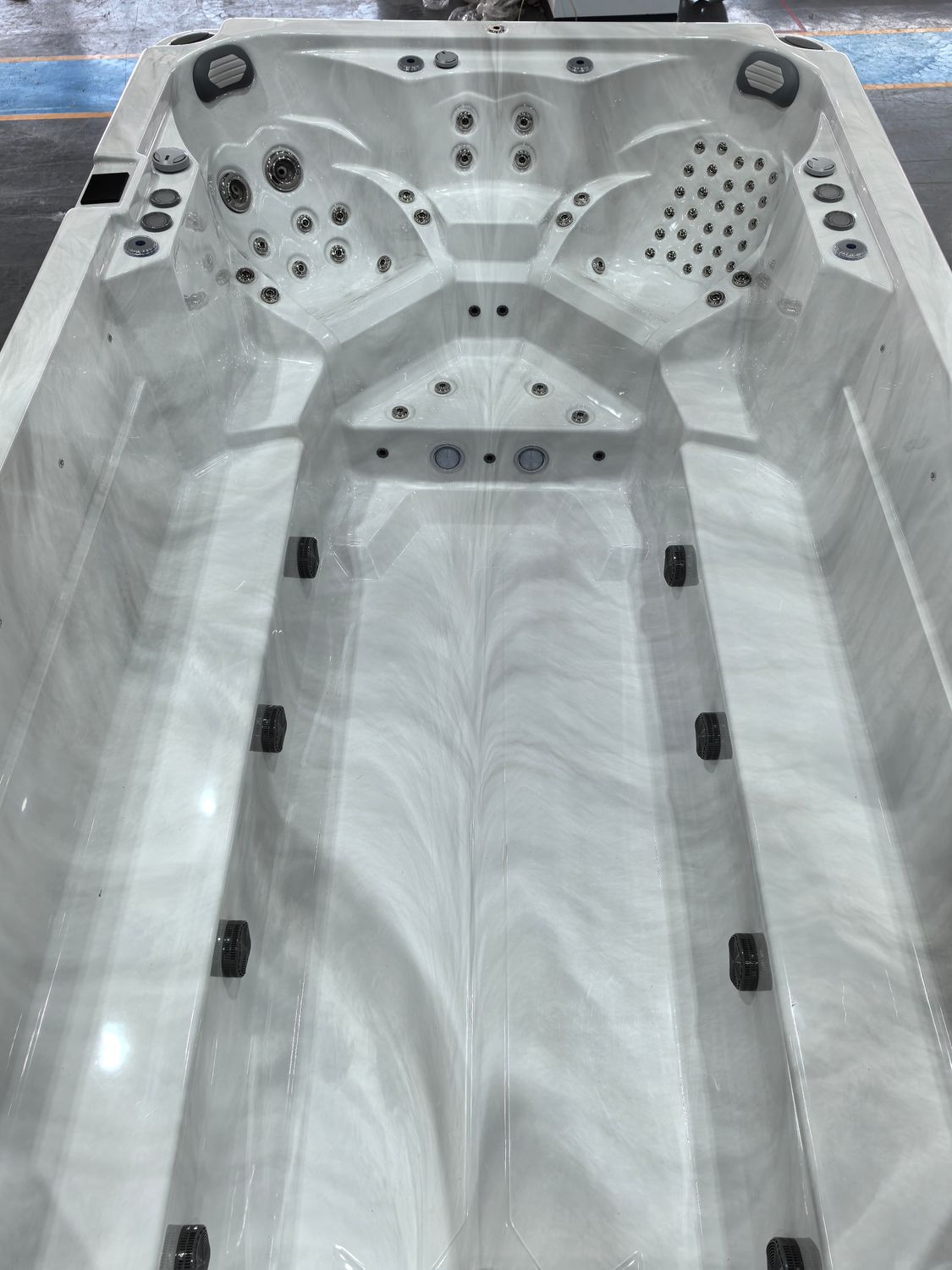 IDEALe SWIMSPA NICE 430cm H=155cm half inbouw of opbouw