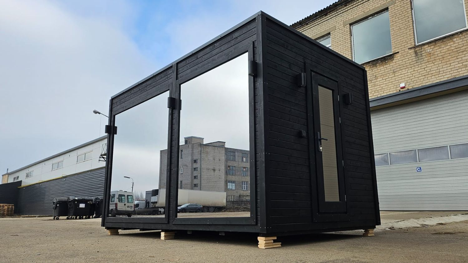 COMFY Sauna Outdoor Infrarood + kleedkamer