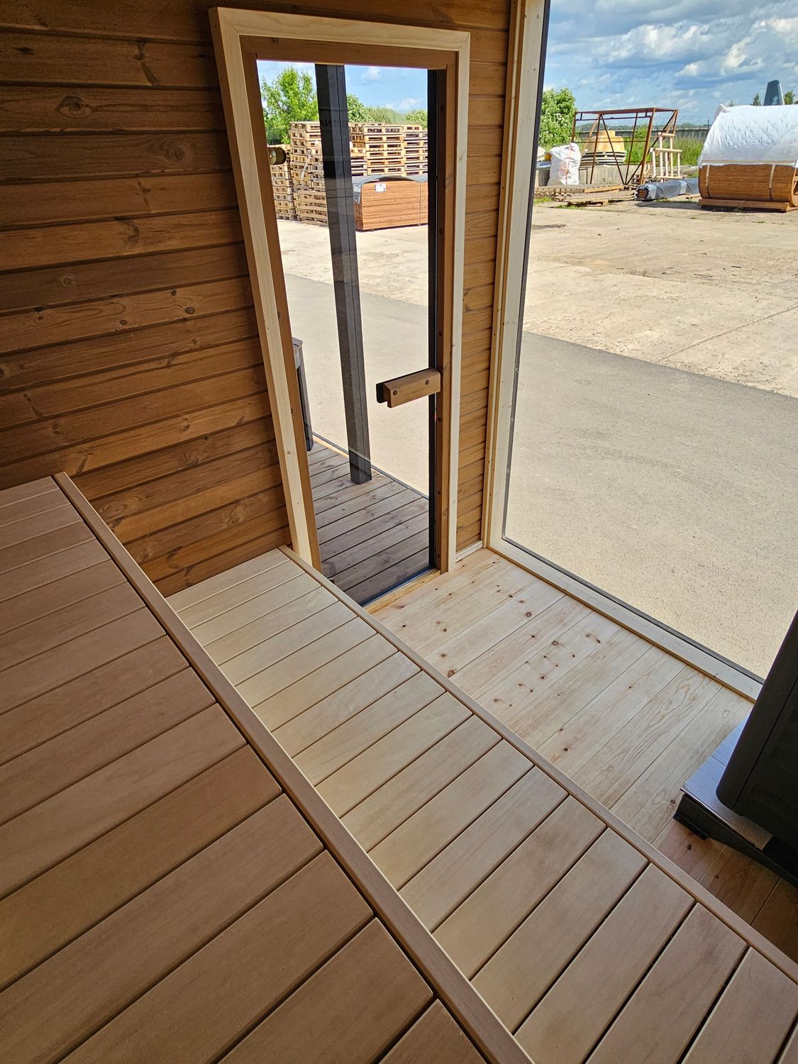 COMFY Sauna Outdoor Infrarood + kleedkamer