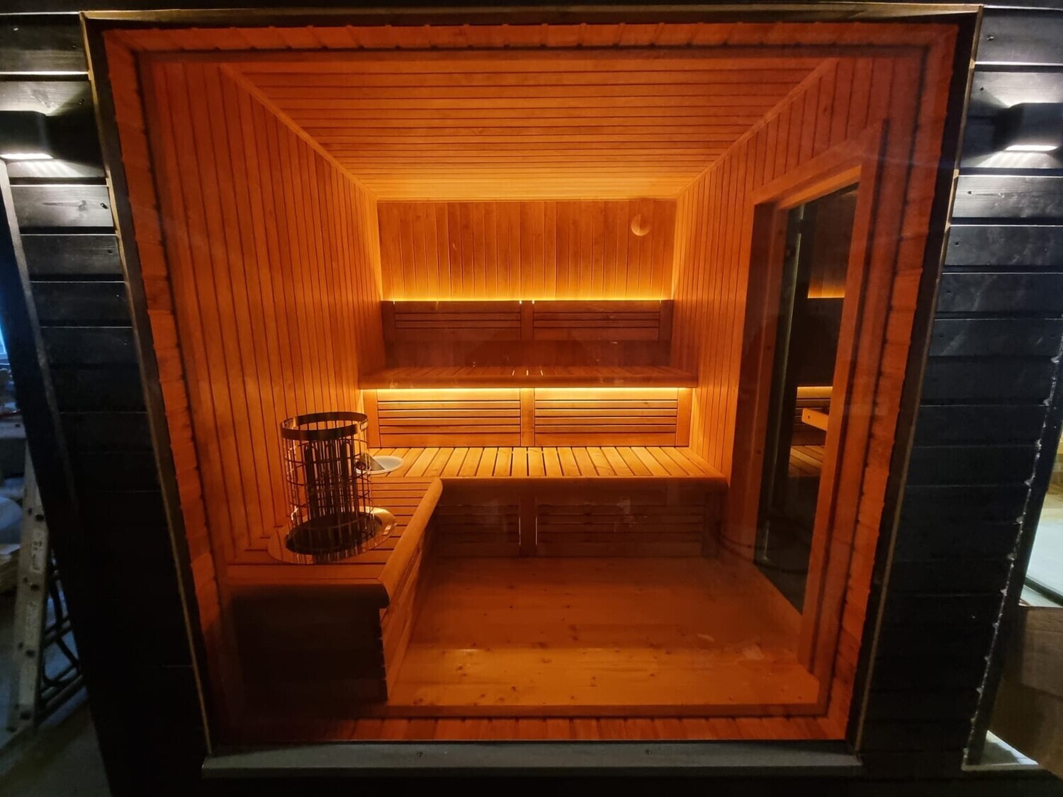 COMFY TERRAS Outdoor Sauna met terras H=255cm B=235cm L=380cm