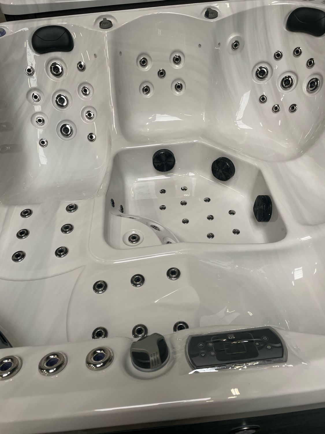 IDEALe Spas PRESTIGE MONTE CARLO 200x200x83cm 72jets 4 pompen