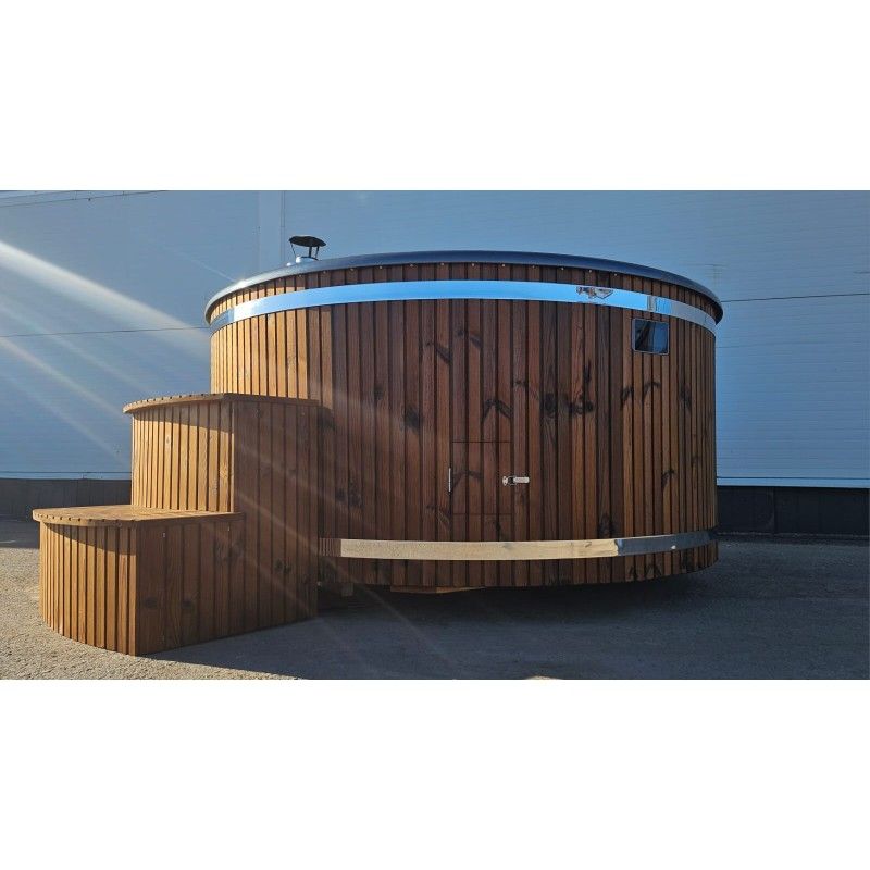 Hot tub ROUND IN XL ø225cm 6/7 personen met ingebouwde houtkachel