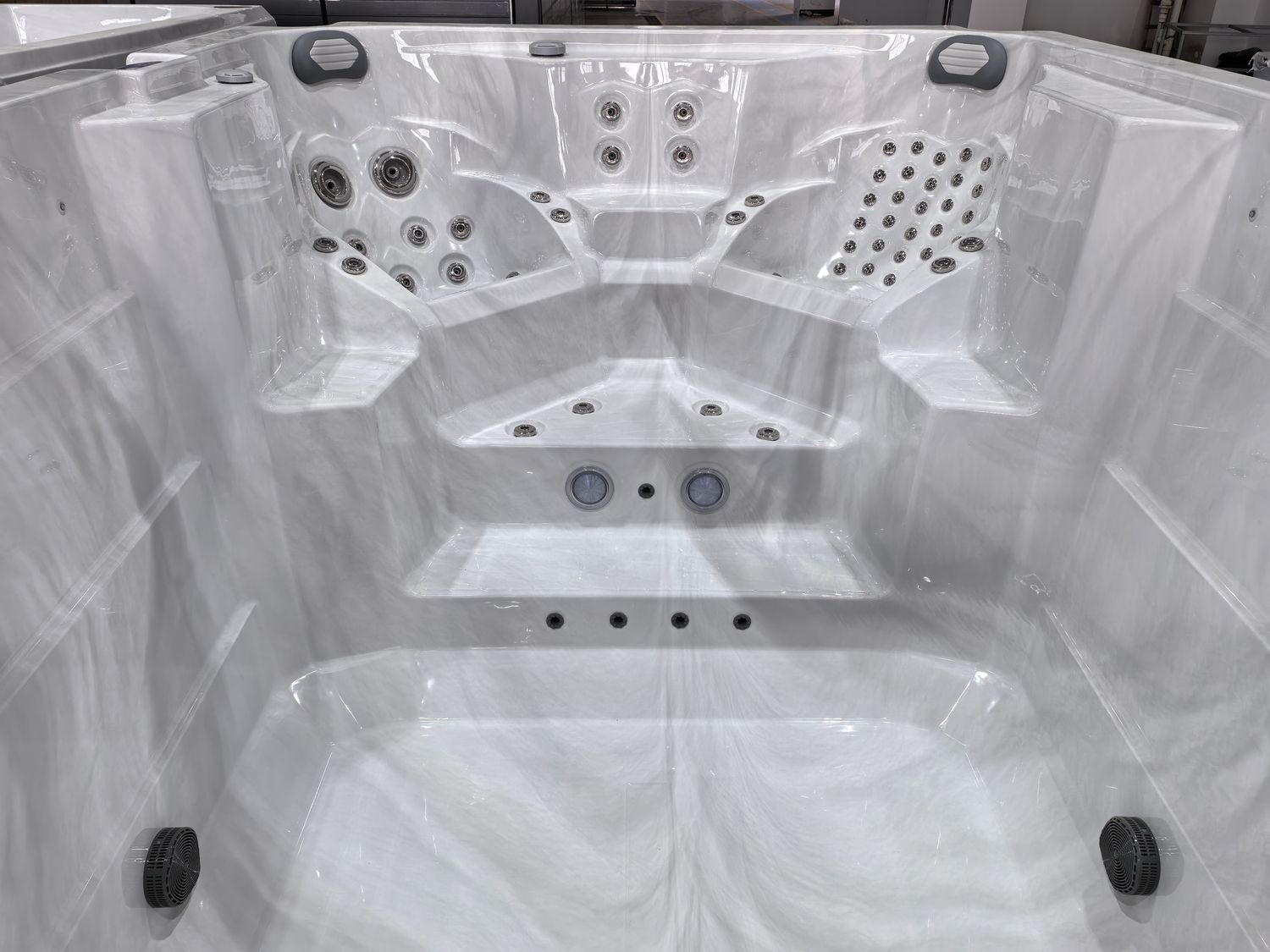 IDEALe SWIMSPA NICE XL 580cm of 630cm H=155cm half inbouw of opbouw IDEALe SWIMSPA NICE XL 580cm of 630cm H=155cm half inbouw of opbouw
