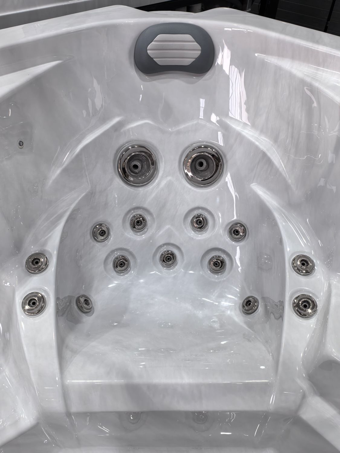 IDEALe SWIMSPA NICE XL 580cm of 630cm H=155cm half inbouw of opbouw IDEALe SWIMSPA NICE XL 580cm of 630cm H=155cm half inbouw of opbouw