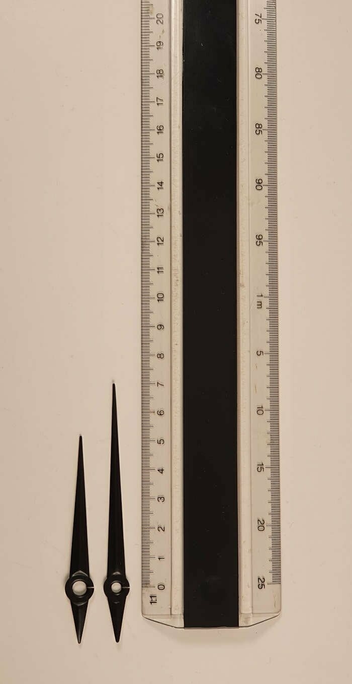 Rundschaft-Zeigerpaar Pfeilform schwarz/gold/silberfarben  - 70 mm