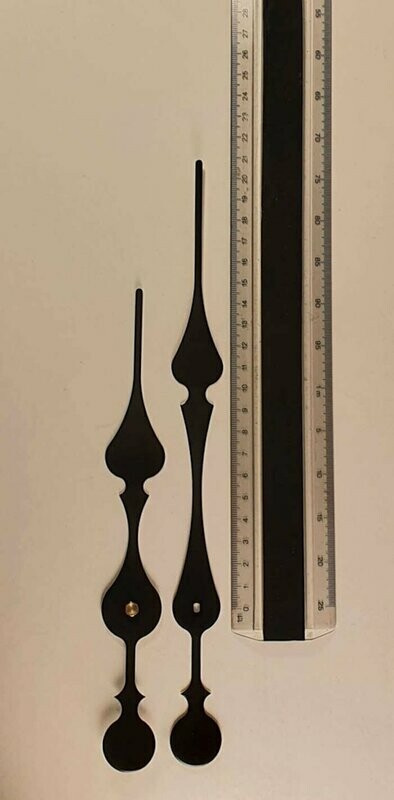 Großer Zeigersatz verschnörkelte Form - schwarz- 20,7 cm Großer Zeigersatz verschnörkelte Form - schwarz- 20,7 cm