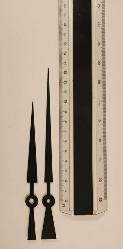 Rundschaftzeiger Lanzenform schwarz/gold - 135 mm