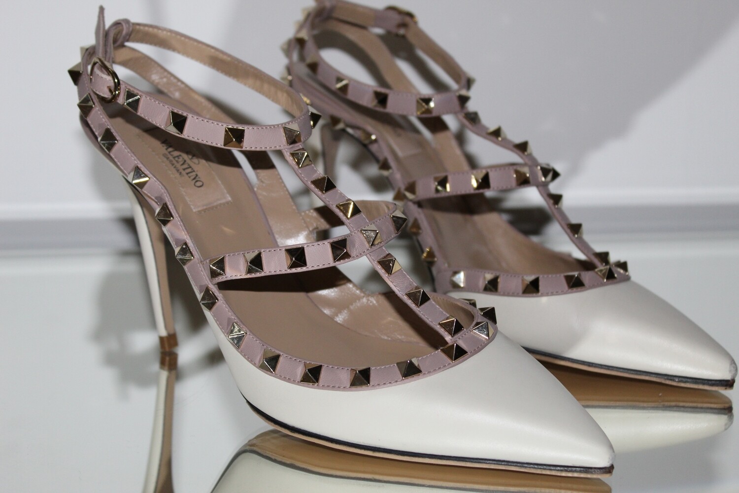 valentino rockstud light ivory
