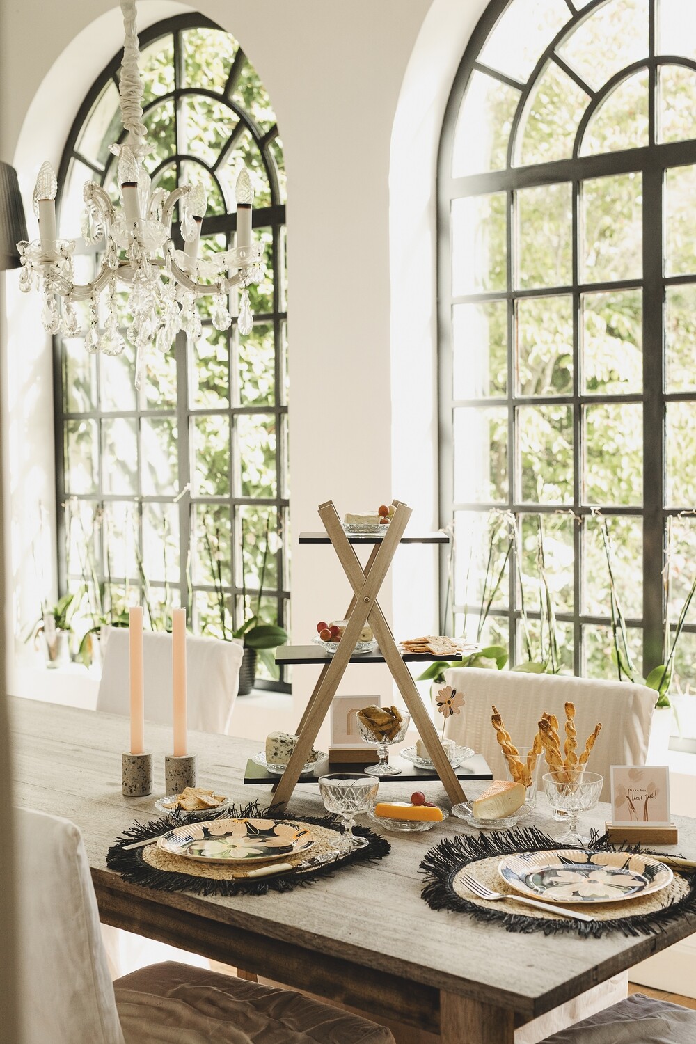 Presentatie rek in hout met 3 plankjes zwart