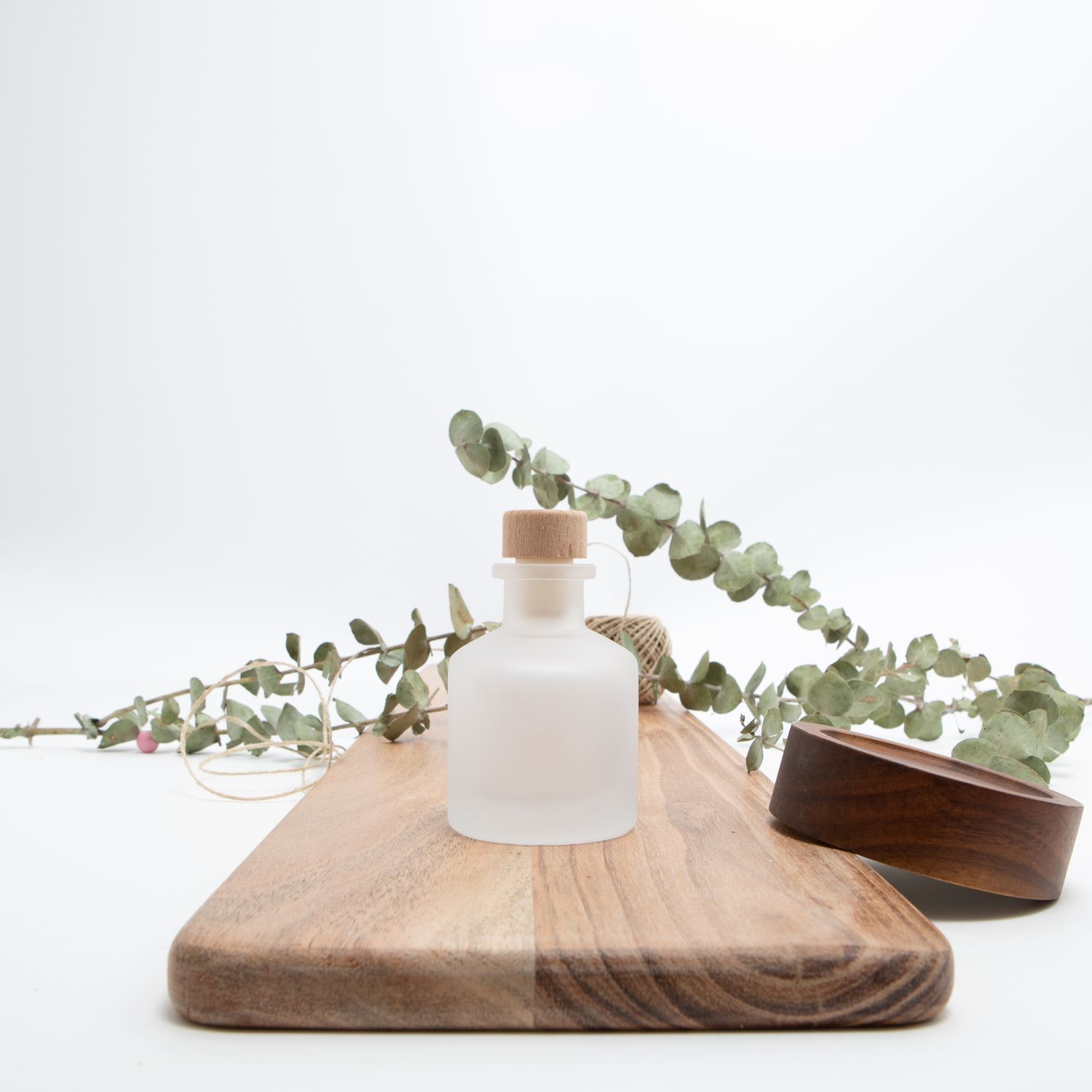 Geurflesje 50ml Met Houten Schroefdop - Frosted wit