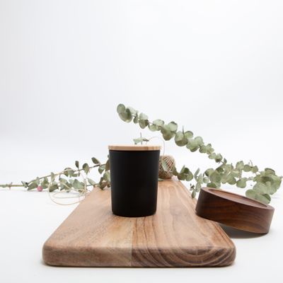 Geurkaarsje Met Houten Deksel - Frosted Zwart
