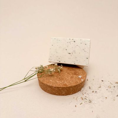 Zeepje wit gespikkeld 100g - 80x58x22 mm