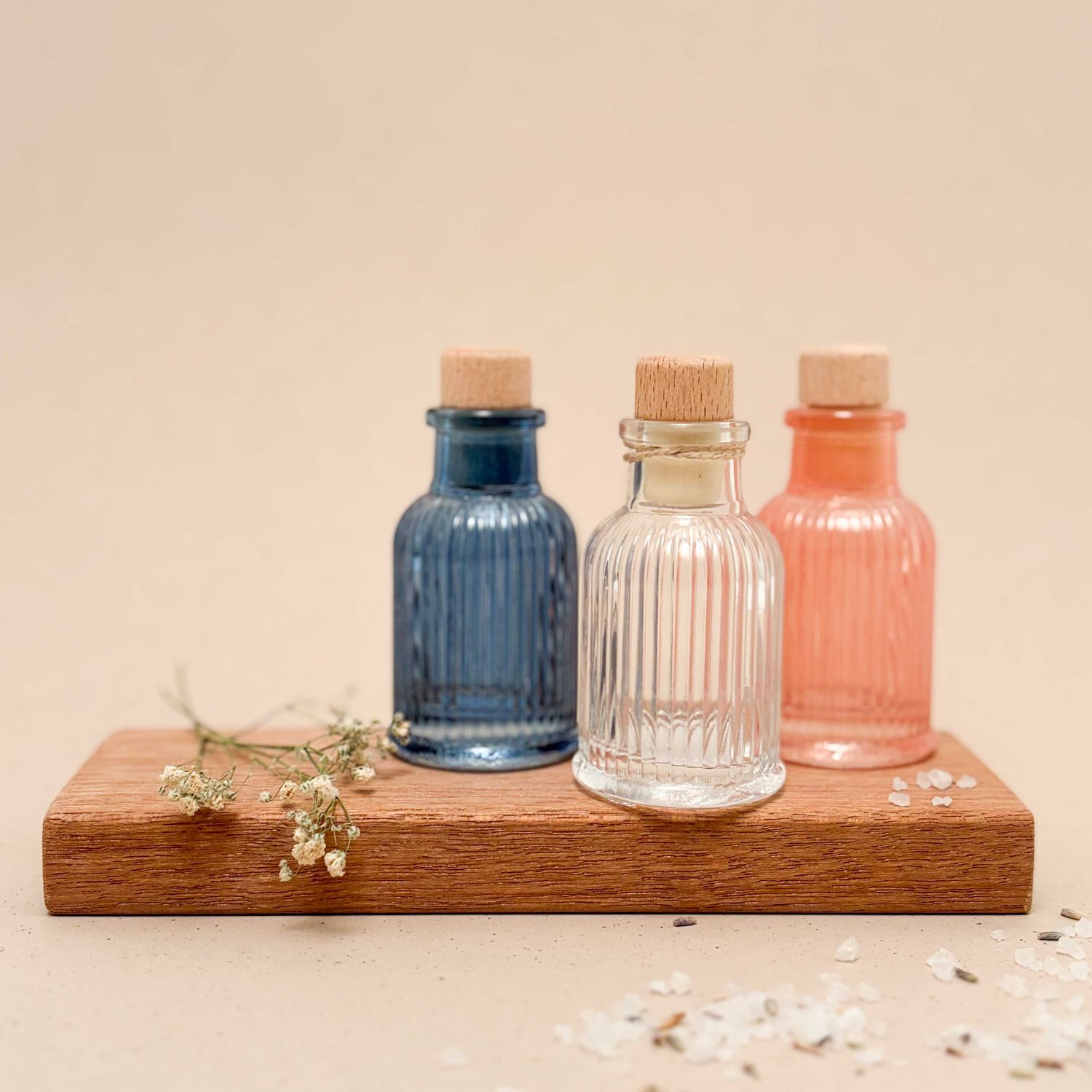 Geribbeld flesje met houten dop - 40 ml Geribbeld flesje met houten dop - 40 ml