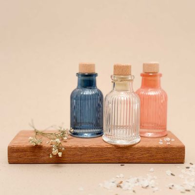Geribbeld flesje met houten dop - 40 ml