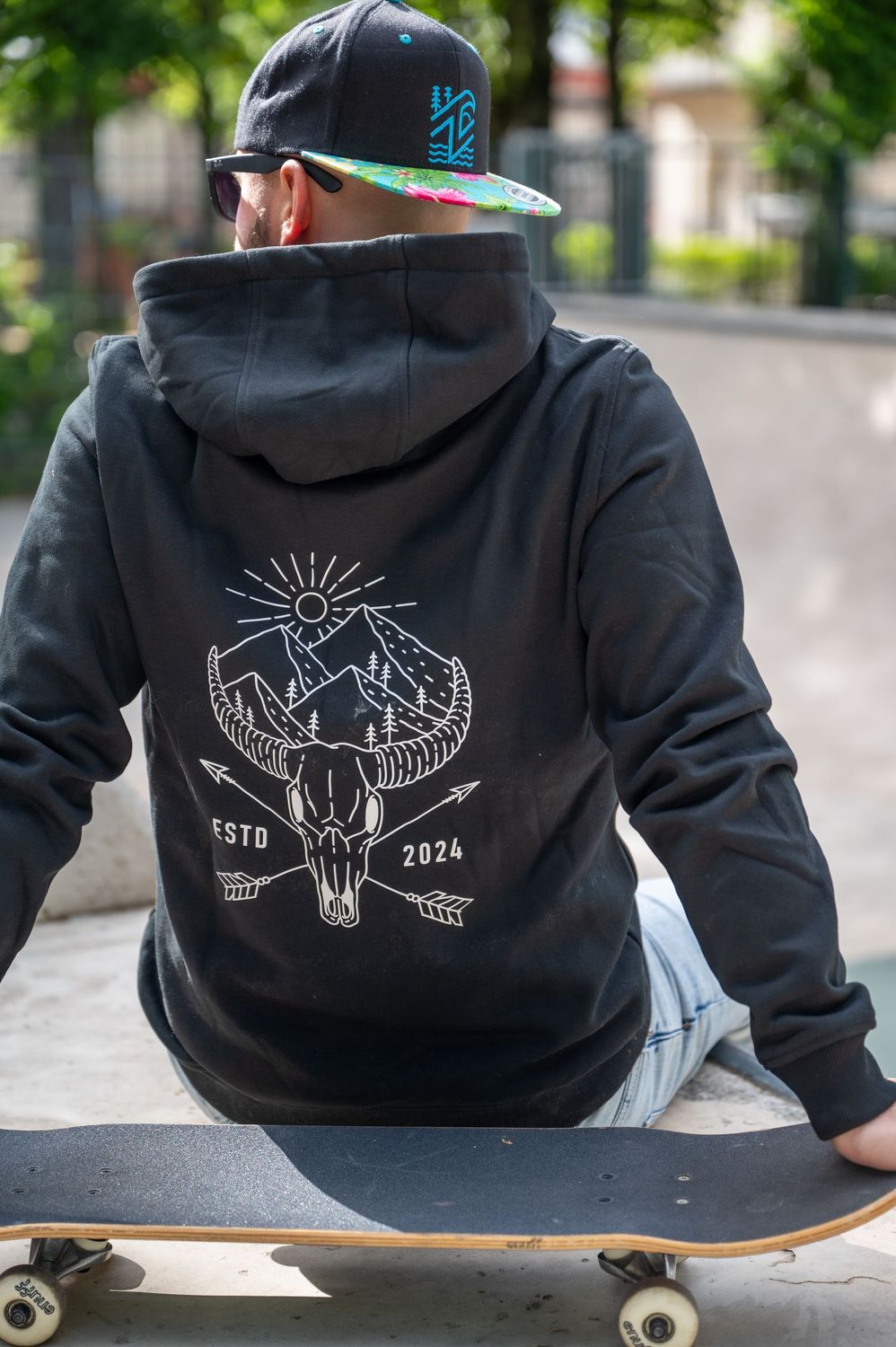 Sweat capuche colorado
