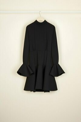 PATOU Hochgeschlossenes 3D-Minikleid aus recyceltem Cady PATOU Hochgeschlossenes 3D-Minikleid aus recyceltem Cady