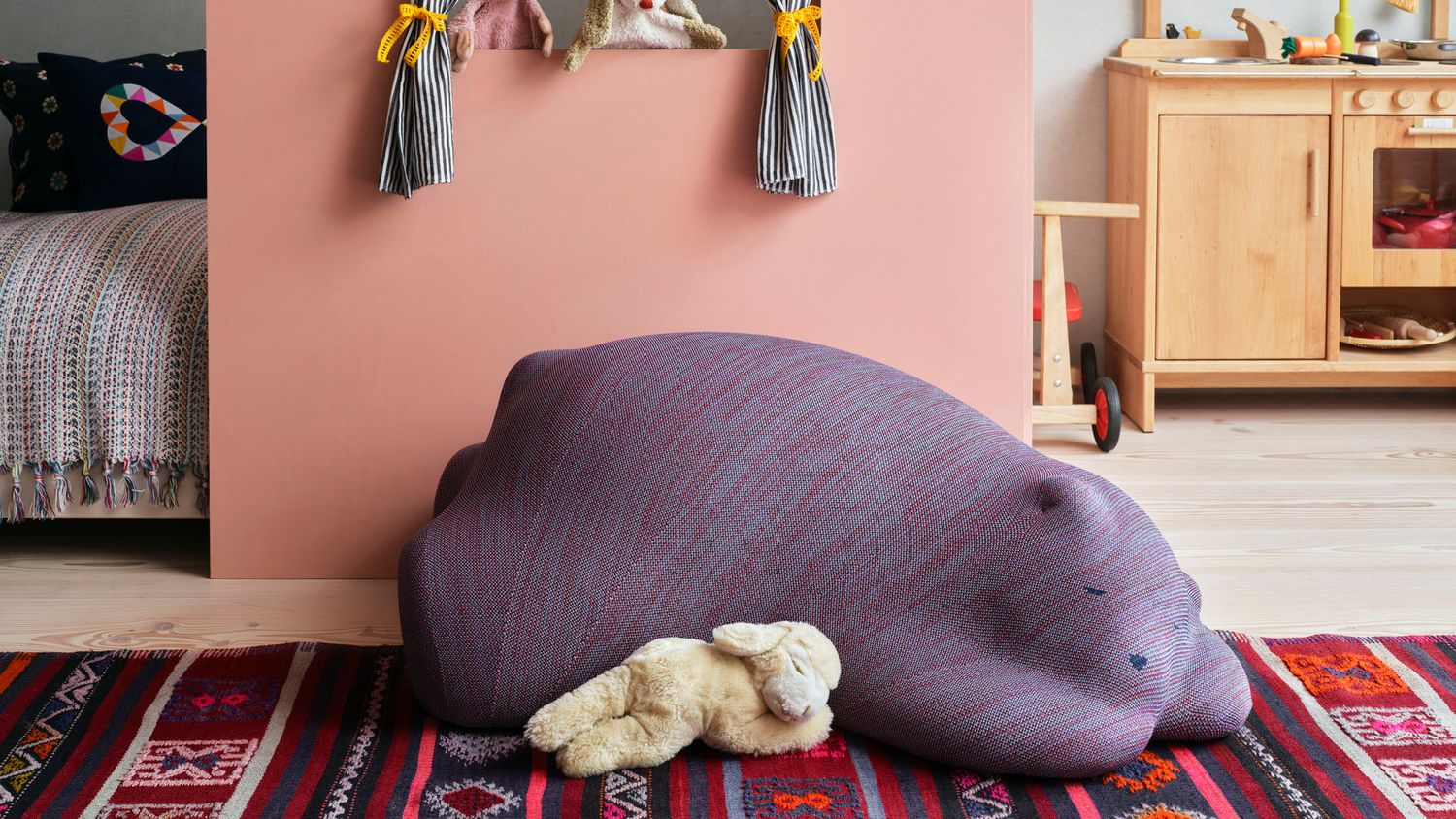 Vitra | Resting Bear, mauve