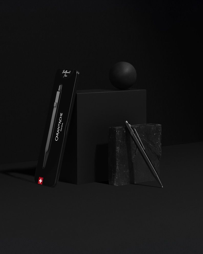 Caran d’Ache | Premium Black Code ballpoint pen met etui