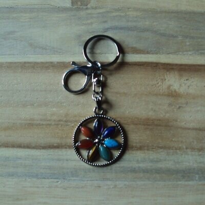 Porte-clés motif fleur de vie, en métal argent et pierres fines naturelles, neuf