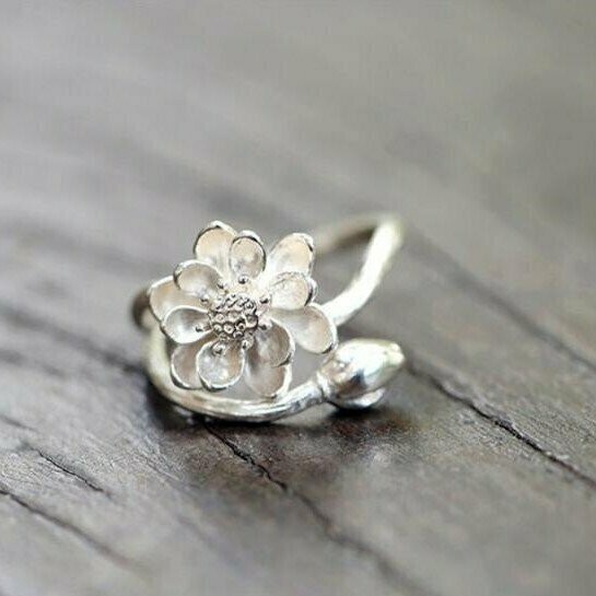 Bague argent sterling 925 rhodié, motif fleur stylisé, ajustable, neuve  - ?  livraison gratuite  -