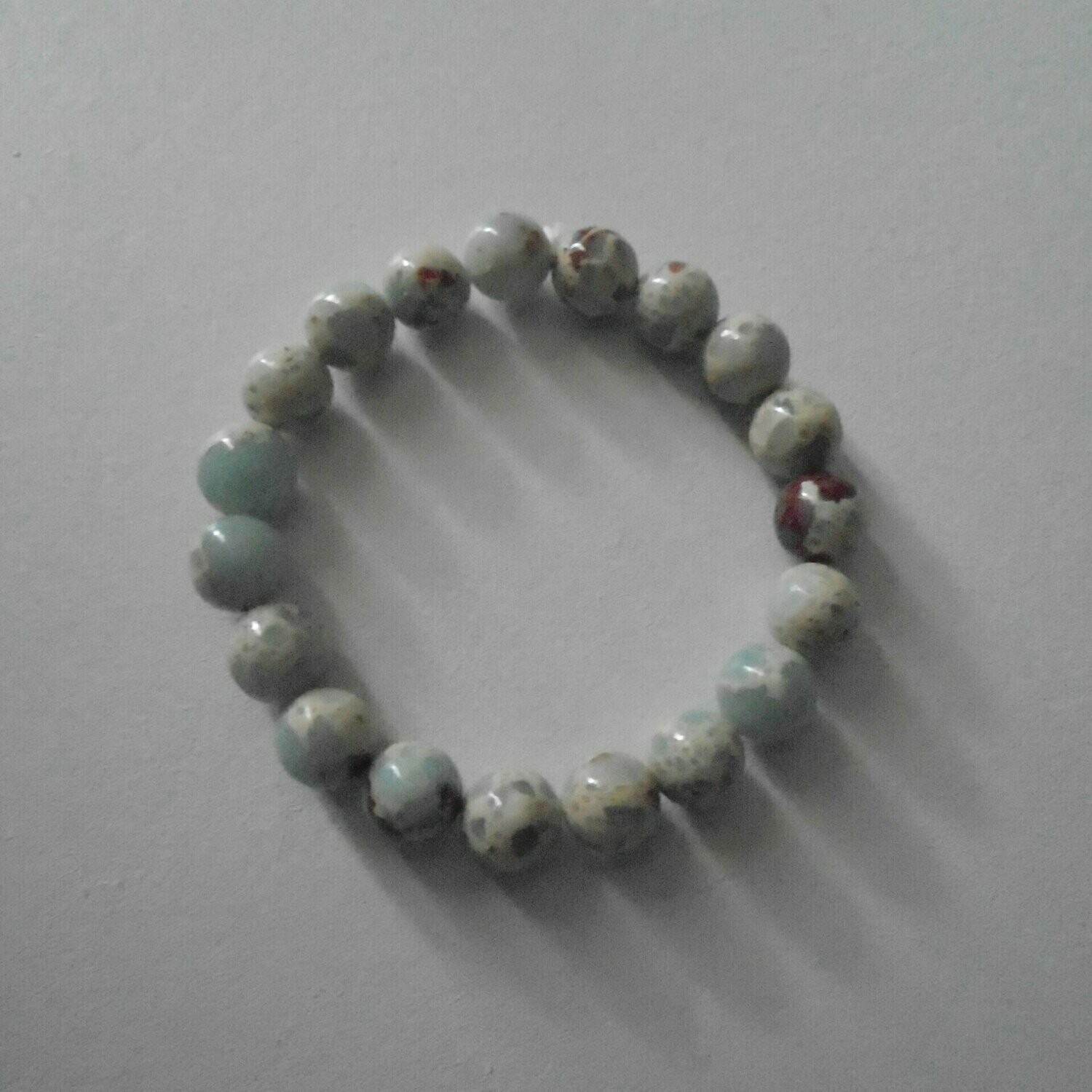Bracelet handmade en pierre fine naturelle jaspe impériale, couleur bleu pâle, perles de 10 mm, diam : 5,5 cm, neuf