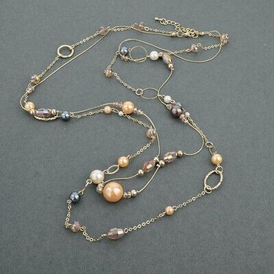 Collier sautoir, look bohème chic, perles fantaisie en nacré et anneaux or,  longueur : 91 cm, neuf  - ? livraison gratuite -