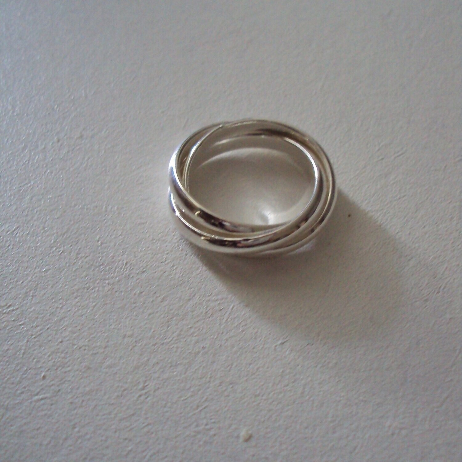 Bague plaqué argent sterling 925 rhodié, 3 anneaux, neuve  - ?  livraison gratuite  -