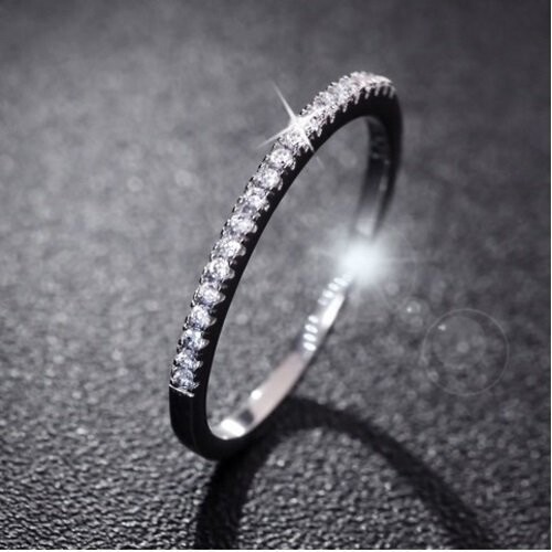 Bague plaqué or blanc 18 carats, avec cristal autrichien, diam : 1,8 cm, neuve - ? livraison gratuite - Bague plaqué or blanc 18 carats, avec cristal autrichien, diam : 1,8 cm, neuve - ? livraison gratuite -